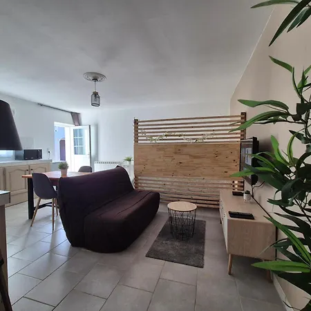 Jacuzzi Privatif Chauffe - Terrasse & Clim Apartmán Tombeboeuf
