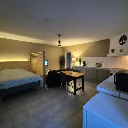 Jacuzzi Privatif Chauffe - Terrasse & Clim Apartmán *