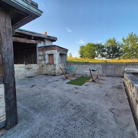 Jacuzzi Privatif Chauffe - Terrasse & Clim Apartmán Tombeboeuf
